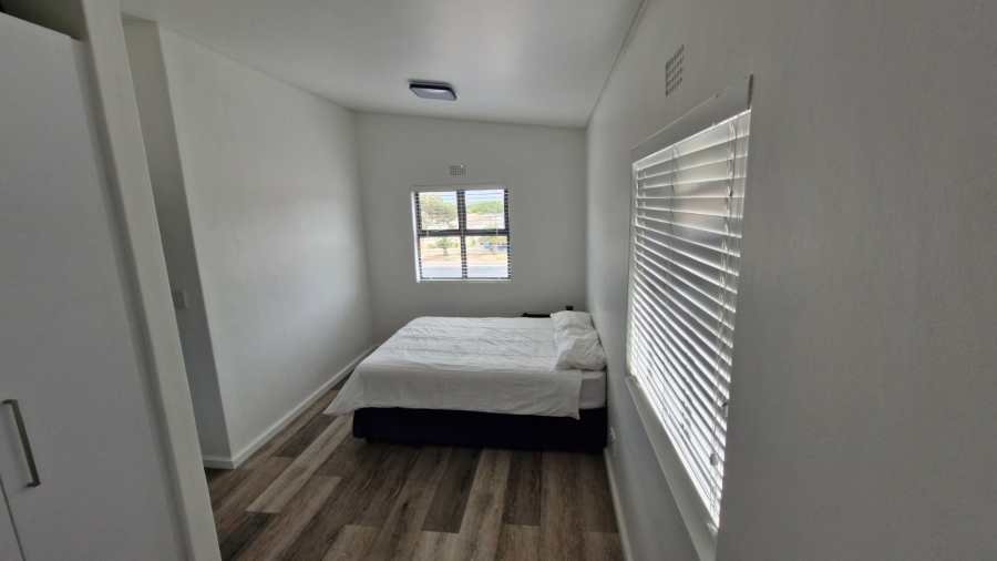32 Bedroom Property for Sale in Table View Western Cape